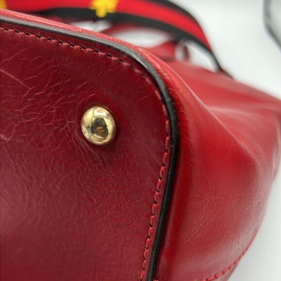 Tuscany Leather Hand Stained Vegetable Tanned Leather Red Crossbody/Hand Bag B69 main image 10